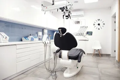 Dentysta Pryliński - Stomatologia Mikroskopowa